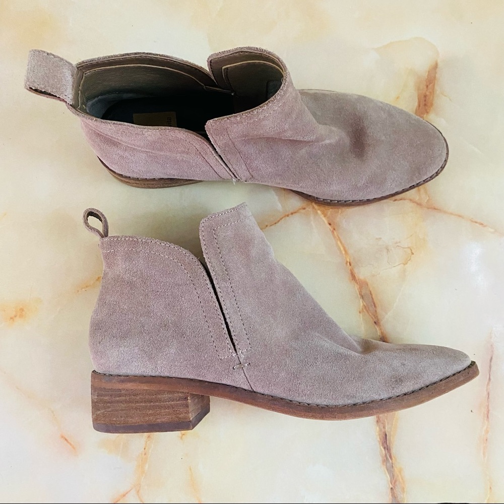 DOLCE VITA Womens Tessey Boots Ankle Low 1.5 Inch Heel Booties Size 8 Like New